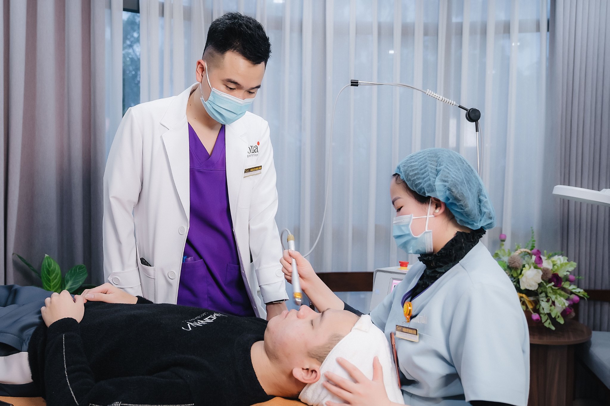 trị mụn bằng laser có hiệu quả không